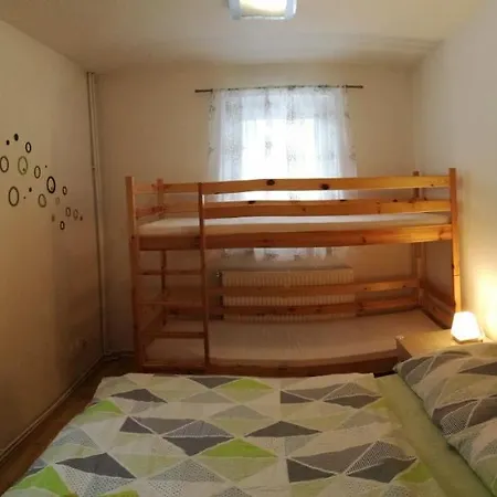 Cardovi Apartment *